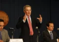 Alvaro Uribe condenado en primera instancia en juicio por soborno y fraude procesal